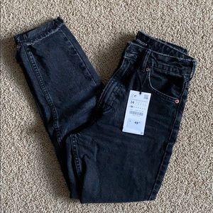 BRAND NEW ZARA MOM jeans